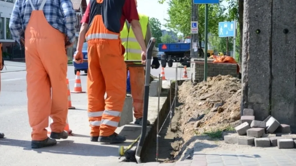 Trwa remont chodnika przy ul. Kościuszki (zdjęcia)