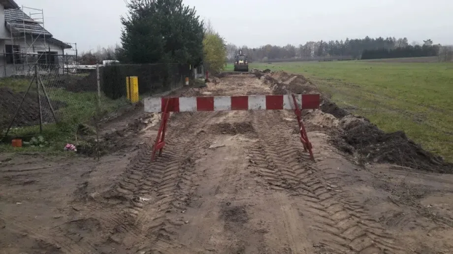 Trwa przebudowa ulic w Komorowie