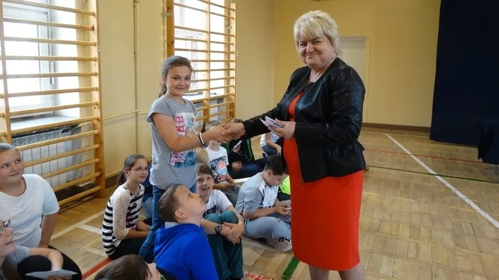 Uczniowie SP1 z kartami rowerowymi (zdjęcia)