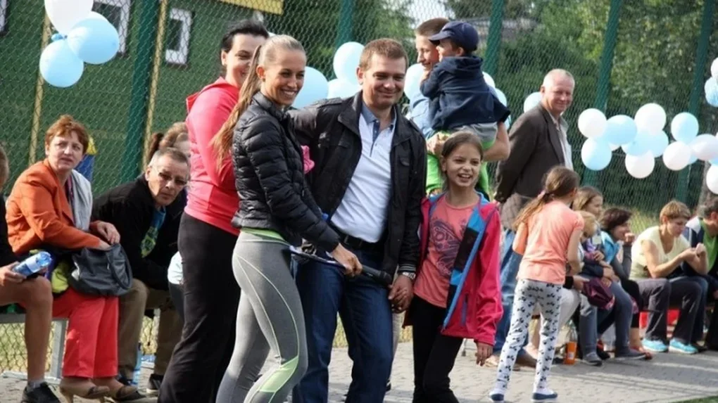 Rywalizowali rodzinnie na orliku (zdjęcia)