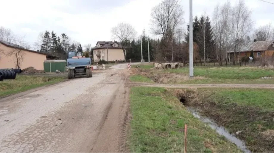 Rozpoczęto przebudowę drogi Andrzejewo - Czyżew