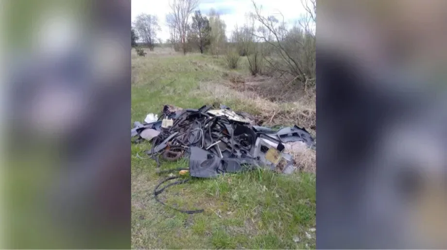 Skrzynka skarg: Eternit, części samochodowe i inne śmieci w pobliżu rzeki Bug. Jest odpowiedź wójta (zdjęcia)