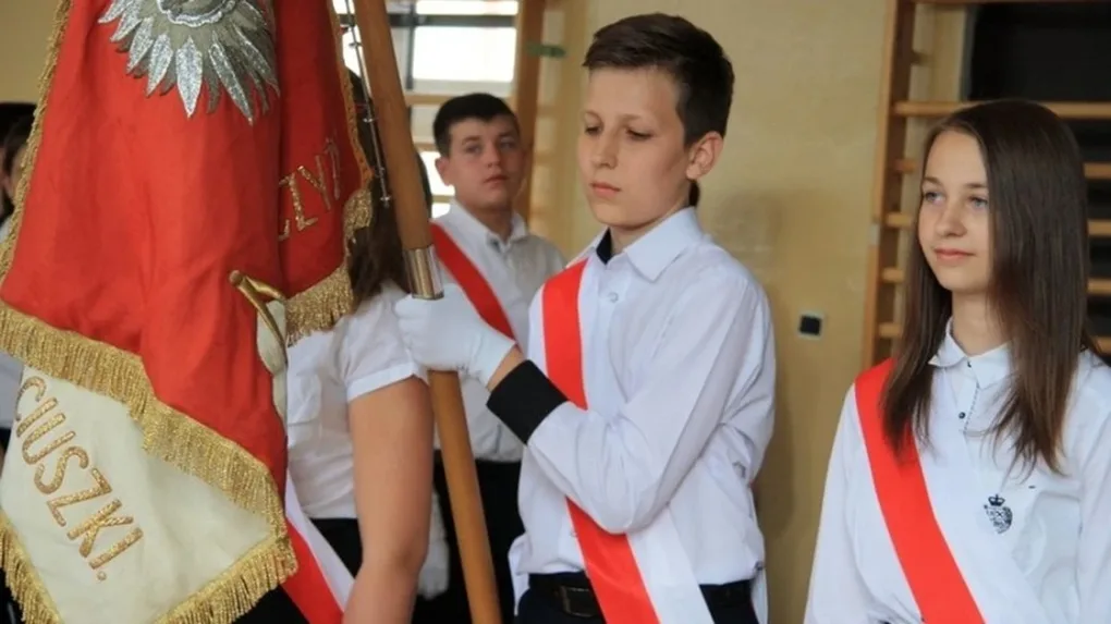 Szóstoklasiści ze SP1 zakończyli rok szkolny (zdjęcia)