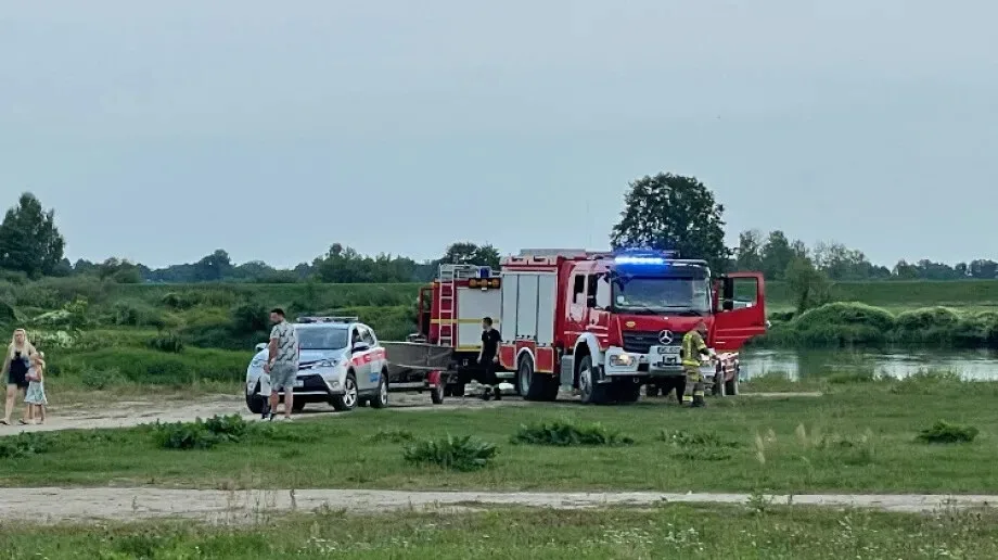 Mieszkanka powiatu ostrowskiego pijana wskoczyła do Bugu