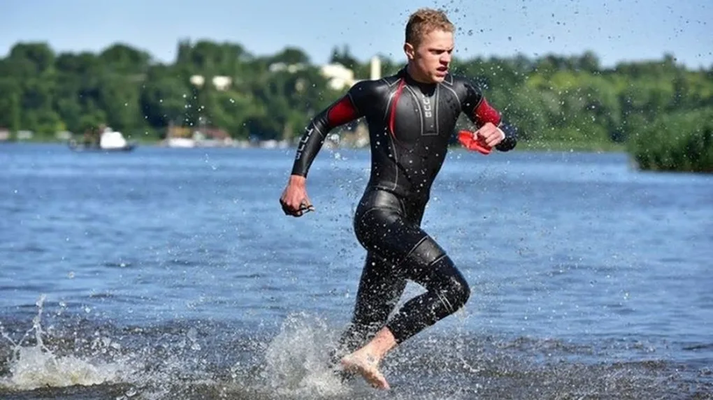 Rzuczkowski piąty na zawodach triathlonowych