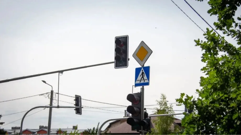 Uwaga! Nie działa sygnalizacja na skrzyżowaniu ulic Kościuszki, Warchalskiego i Sobotki (zdjęcia)