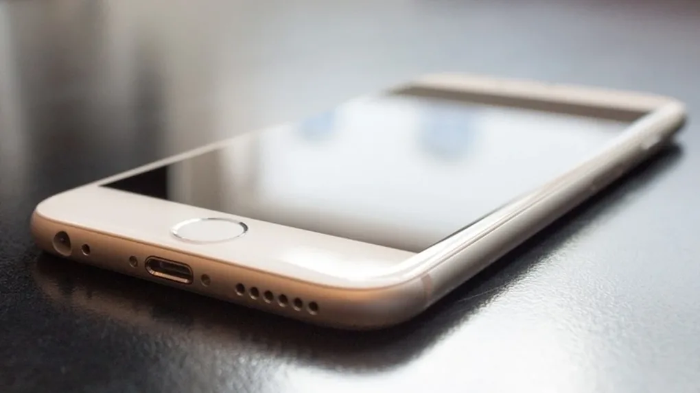 Chciała kupić iPhone'a za tysiąc złotych. Została oszukana! 