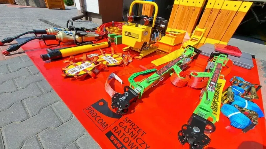 Funkcjonariusze OSP Prostyń bogatsi w nowy sprzęt (zdjęcia)