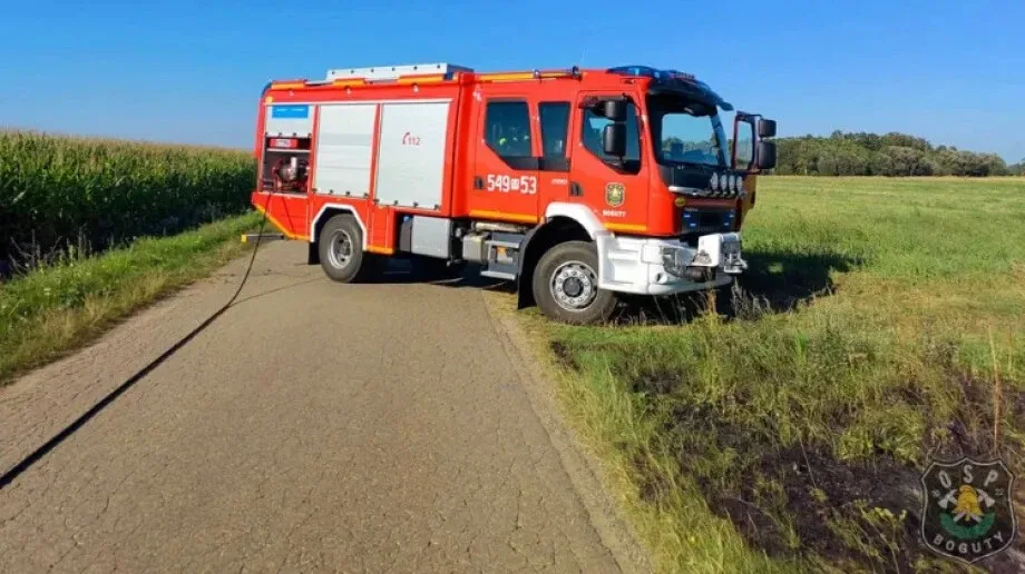 Ochotnicza Straż Pożarna w Bogutach-Piankach ugasiła pożar trawy
