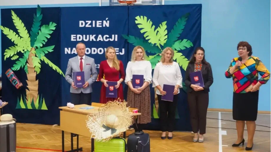 Uroczystości z okazji Dnia Edukacji Narodowej w gminie Andrzejewo (zdjęcia)