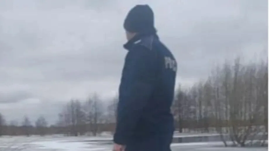 Małkińscy funkcjonariusze patrolują dojazdy do terenów zalewowych na terenie gminy