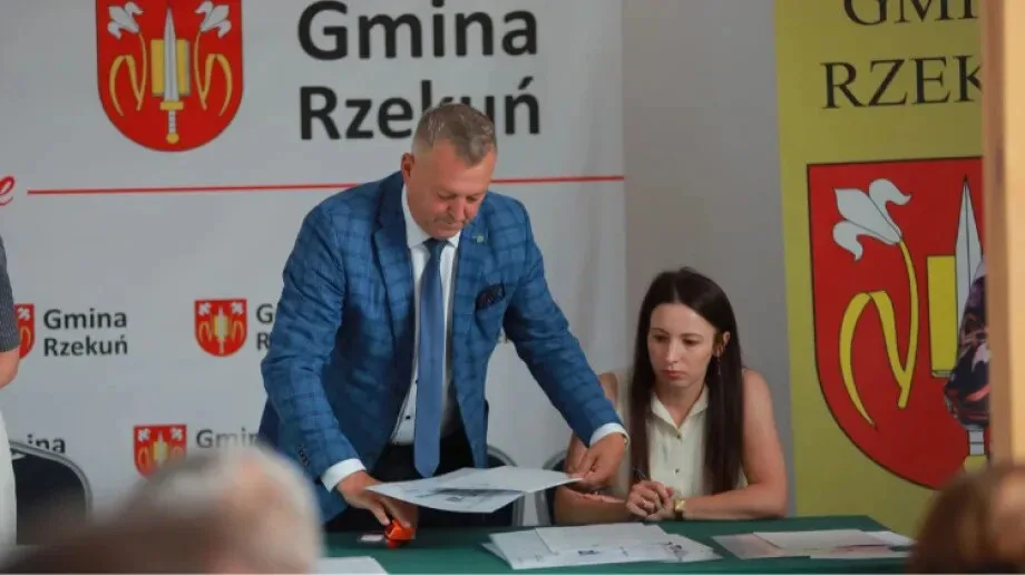 Nowe inwestycje w gminie Andrzejewo. Podpisano umowy