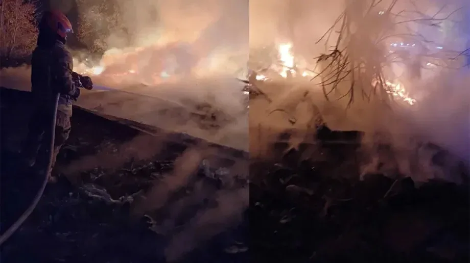 Pożar stodoły w Jarząbce. Szybka interwencja strażaków