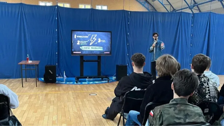 Nowoczesna edukacja w Technikum Lotniczym w Nagoszewie