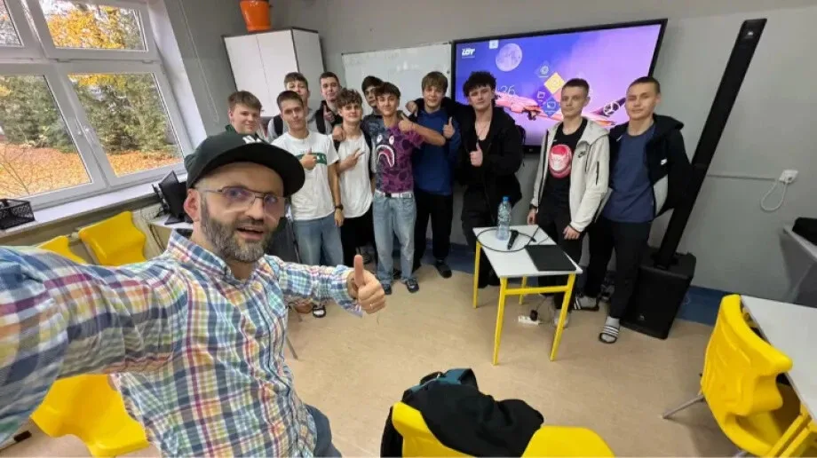 Nowoczesna edukacja w Technikum Lotniczym w Nagoszewie