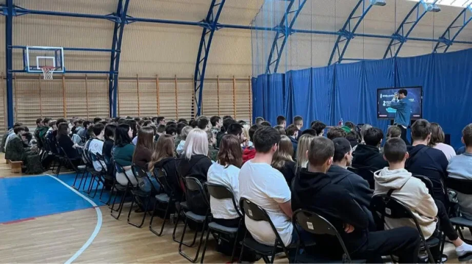Nowoczesna edukacja w Technikum Lotniczym w Nagoszewie