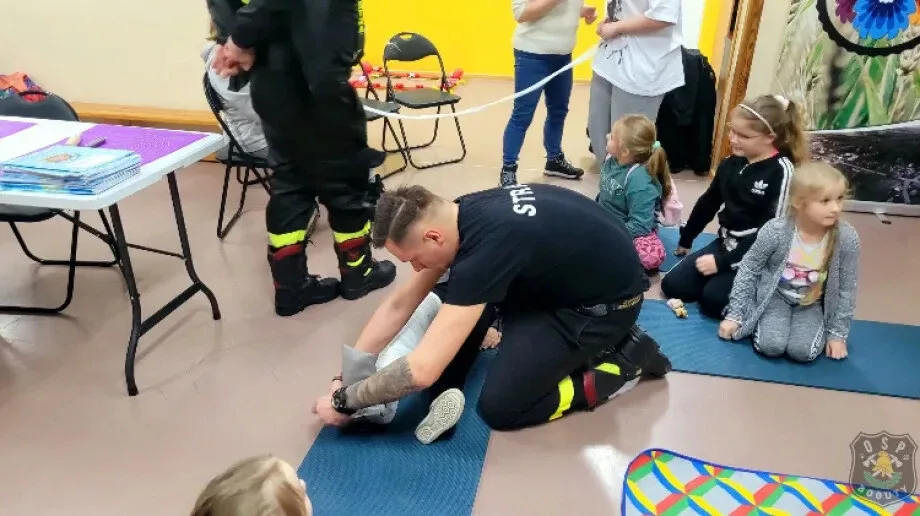 Edukacyjne spotkanie o pierwszej pomocy w Fundacji Tymiankowe Inspiracje Edukacyjne (zdjęcia)