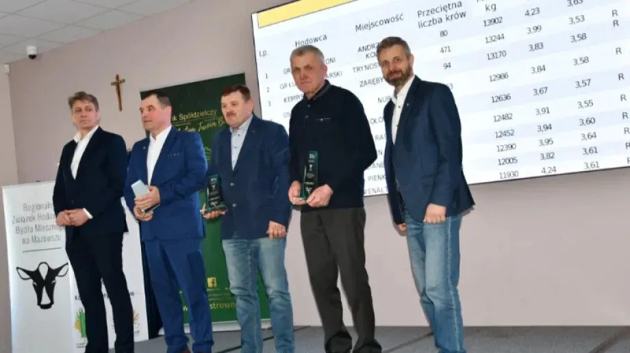 Najlepsi hodowcy bydła mlecznego z Gminy Małkinia Górna nagrodzeni! (zdjęcia)
