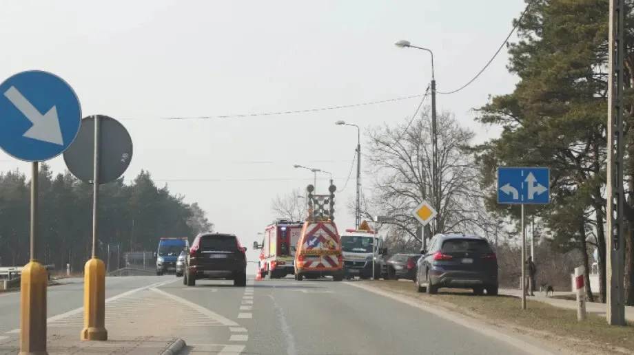 To mogło skończyć się tragedią! 57-latek wjechał prosto w młodego kierowcę na Różańskiej (zdjęcia)