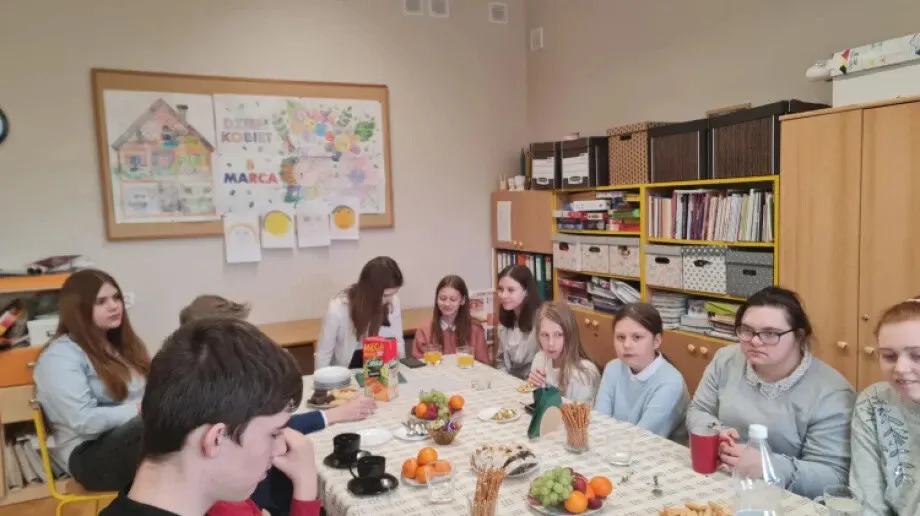 Społeczność Zespołu Placówek Oświatowych w Wąsewie ma WIELKIE SERCE (zdjęcia)