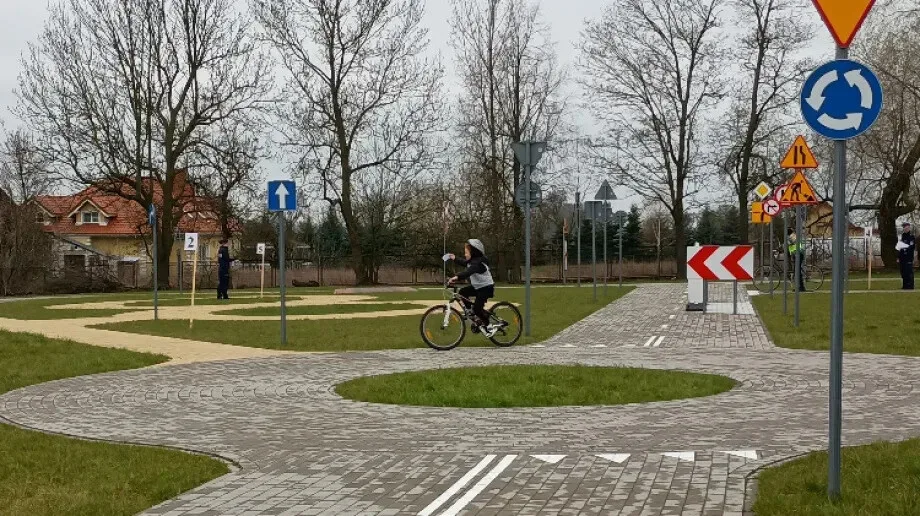 Bezpieczeństwo na drodze. Dzieciaki dały przykład (zdjęcia)