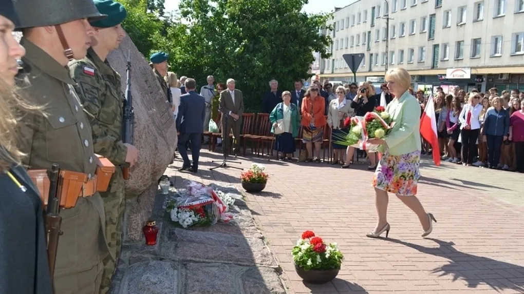Pamięć o żołnierzach "osiemnastki" (zdjęcia)