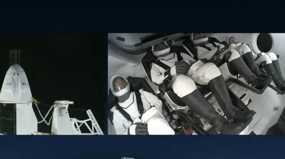 Polak poleciał w kosmos! Kibicuje mu cała Polska!