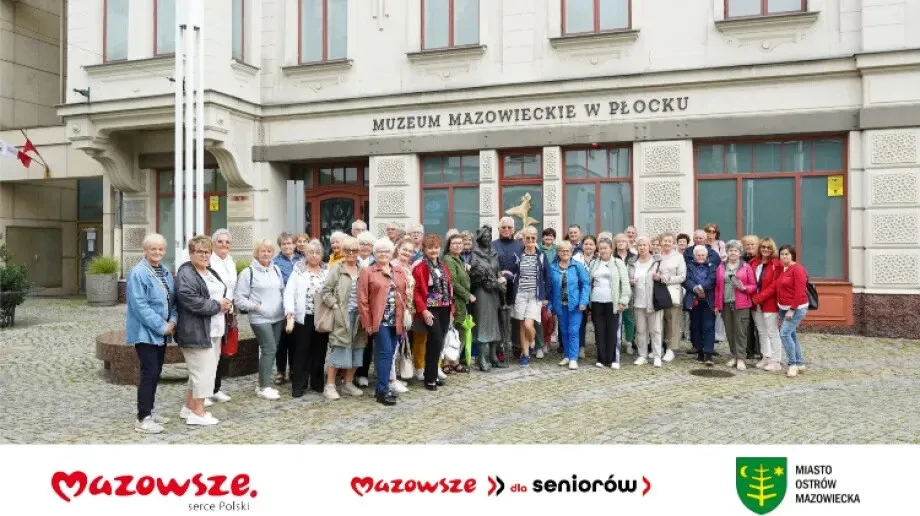 Seniorzy z Ostrowi w podróży pełnej historii i przyrody (zdjęcia)