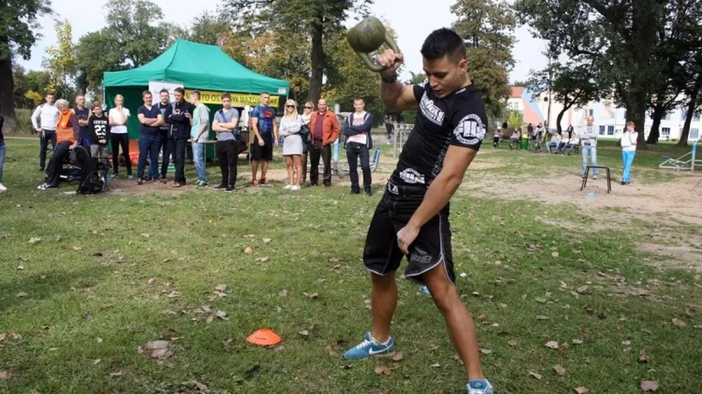 Zawody siłowe w parku Street Workout (zdjęcia)