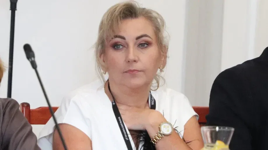 Śmieci i alkohol przy Żabce na Piłata. Po interwencji radnego rejon wpisany na listę KZD