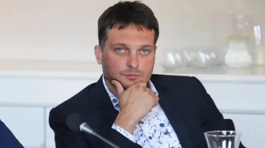 Przesuwają przejście na Dubois. "Trzeba ludzi poinformować i zwrócić uwagę, bo na pamięć będą chodzić"