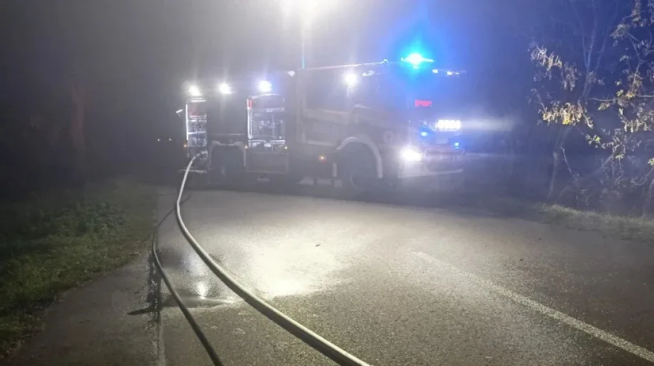 Pożar samochodu osobowego na terenie gminy Wąsewo (zdjęcia)