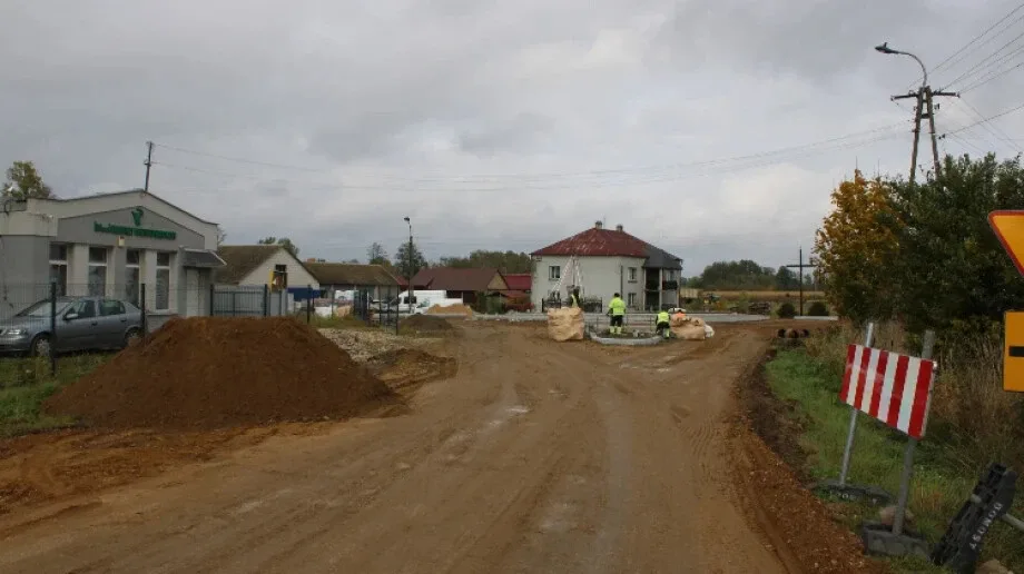 Postępy w realizacji przebudowy drogi powiatowej (zdjęcia)