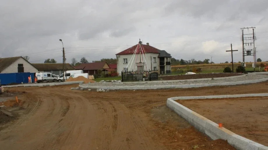 Postępy w realizacji przebudowy drogi powiatowej (zdjęcia)