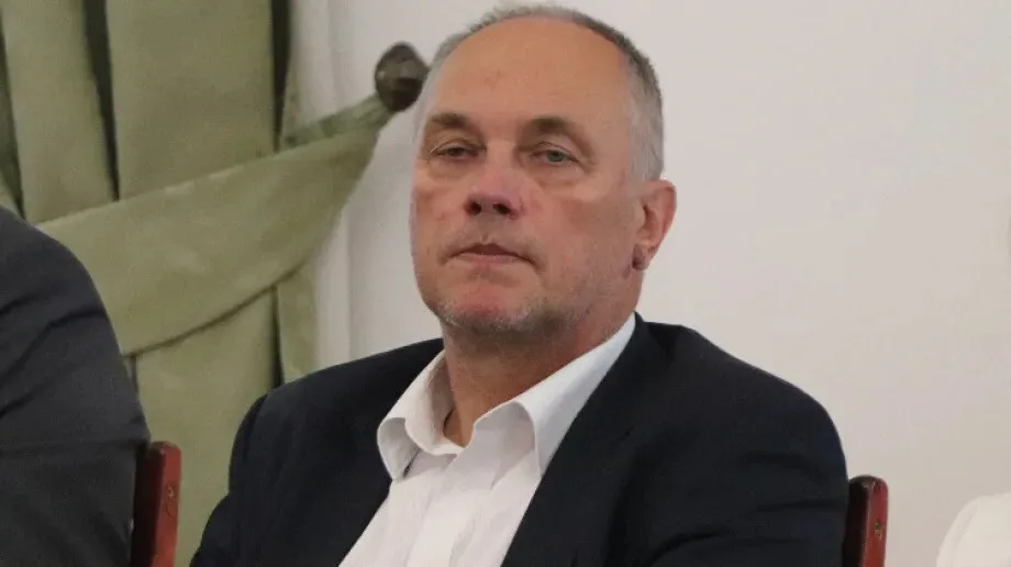 Radny chce zmiany nazwy "najpiękniejszego budynku w Ostrowi"