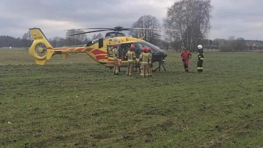 Wypadek na DK60 w pobliżu Sielca - zderzenie osobówki z ciężarówką