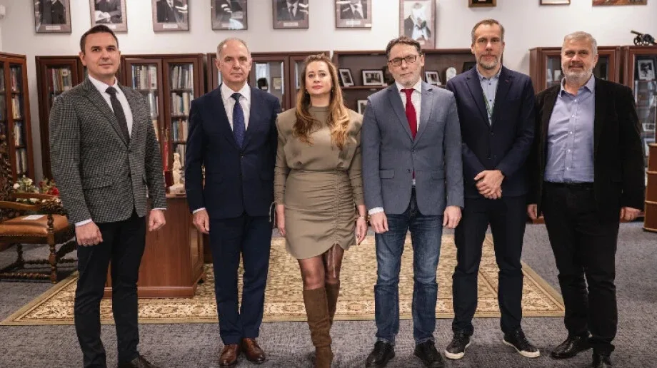 Ostrowski "Ekonomik" nawiązał współpracę z Uniwersytetem w Białymstoku (zdjęcia)