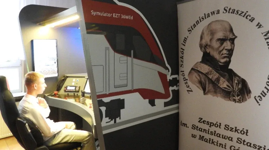Pracownia symulatora maszynisty - nowość w małkińskim "Staszicu"