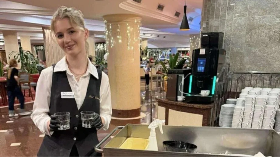 Nowe horyzonty zawodowe dla uczniów ZSCKR. Praktyki w Hotelu Gołębiewski w Mikołajkach (zdjęcia)
