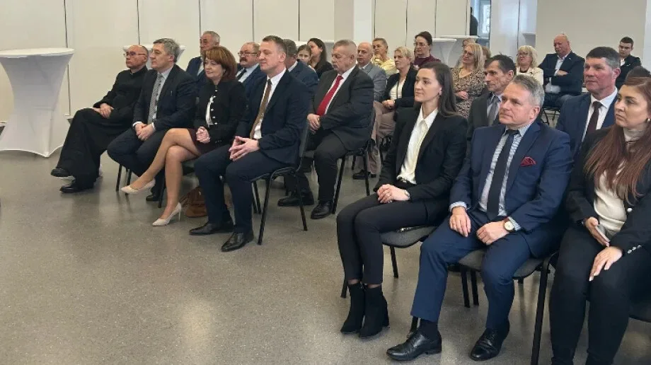 Modernizacja szkoły w Nurze. Nowe możliwości dla uczniów i nauczycieli (zdjęcia)
