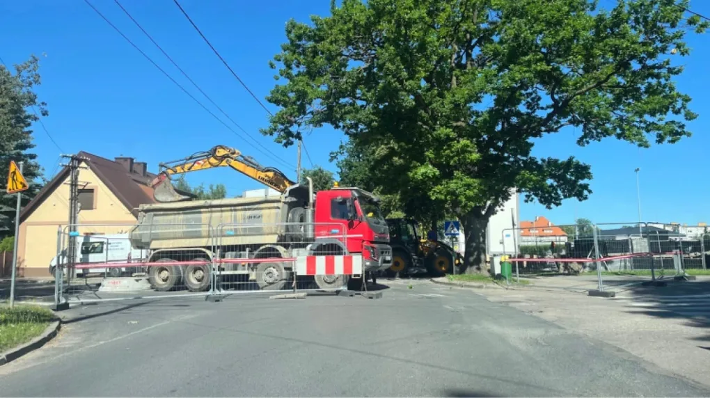 Tędy dziś nie przejedziesz. Utrudnienia drogowe w Ostrowi