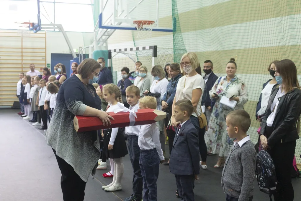 Ślubowanie pierwszaków w Szkole Podstawowej nr 1 (zdjęcia)