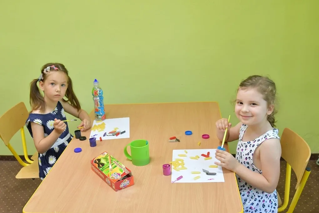 Biblioteka w Broku - wakacyjne zajęcia dla dzieci (zdjęcia)