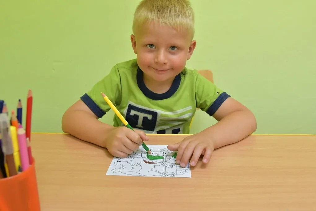 Biblioteka w Broku - wakacyjne zajęcia dla dzieci (zdjęcia)