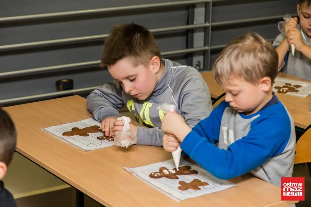 Zimowe półkolonie z MOSiR (zdjęcia)