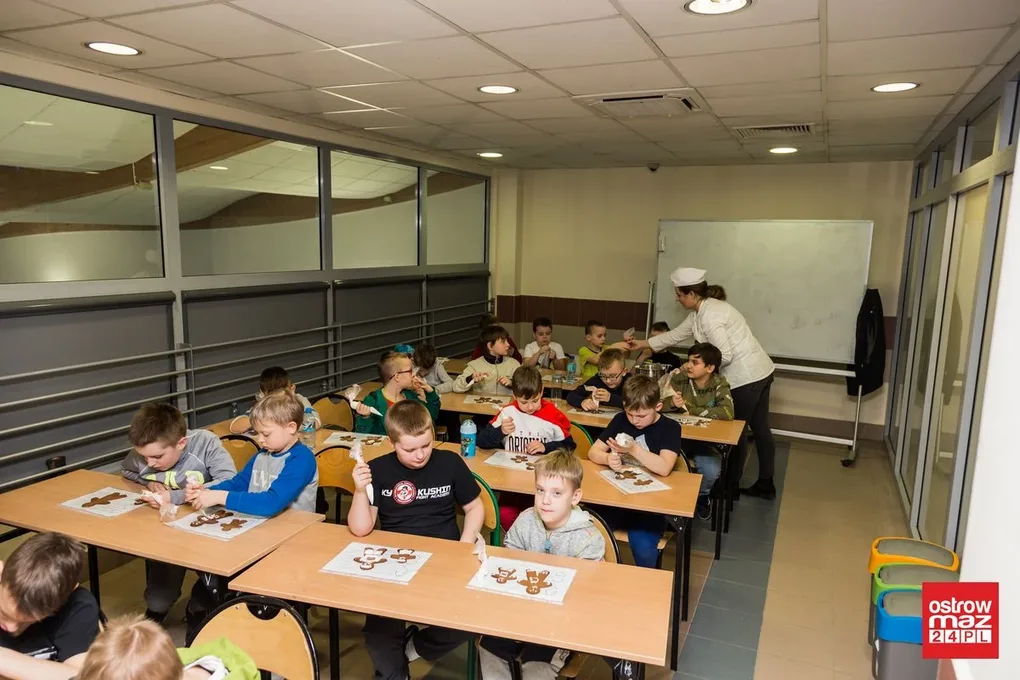 Zimowe półkolonie z MOSiR (zdjęcia)