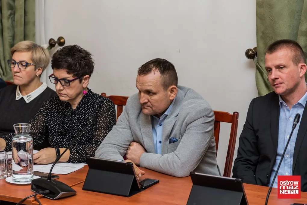 Podwyżki opłat za odpady komunalne (zdjęcia, wideo)