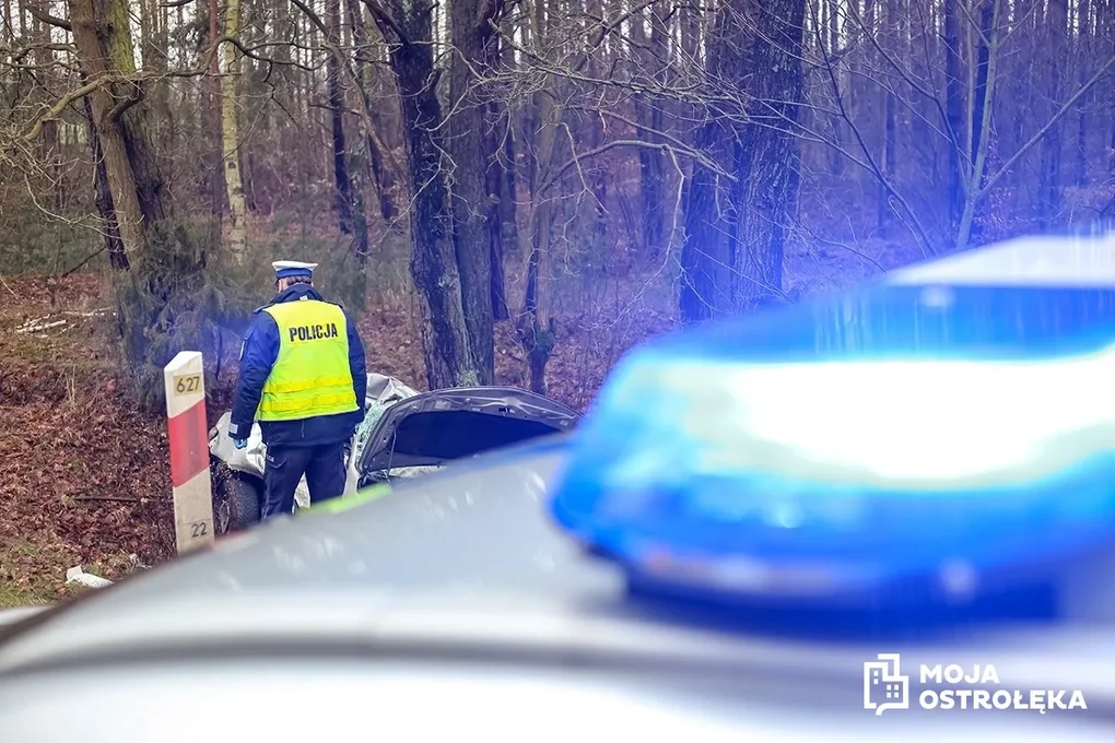 Poważny wypadek w Czerwinie. Poszkodowane dzieci (zdjęcia)