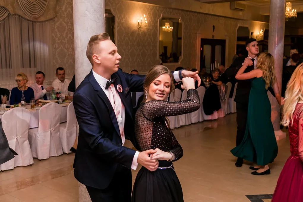 Zobacz studniówkę maturzystów ZS w Małkini (zdjęcia, wideo)