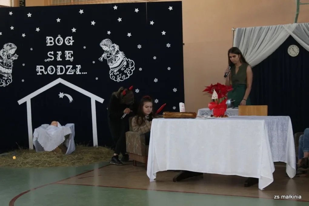 Jasełka w małkińskim Staszicu (zdjęcia)